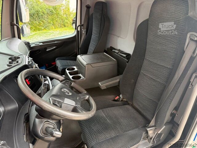 Tovorno vozilo s ravno platformo in ponjavo MERCEDES-BENZ 1524L Atego, Edscha, Lbw
