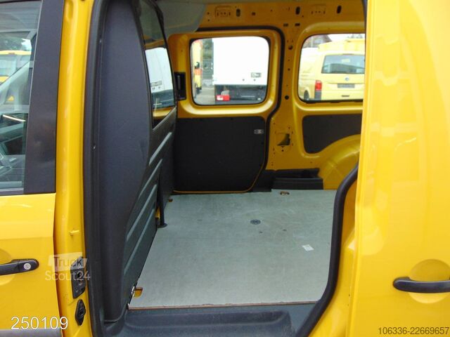 Панельний фургон VW Caddy Maxi 2.0 TDI 4Motion -2x Schiebetür-HFT-
