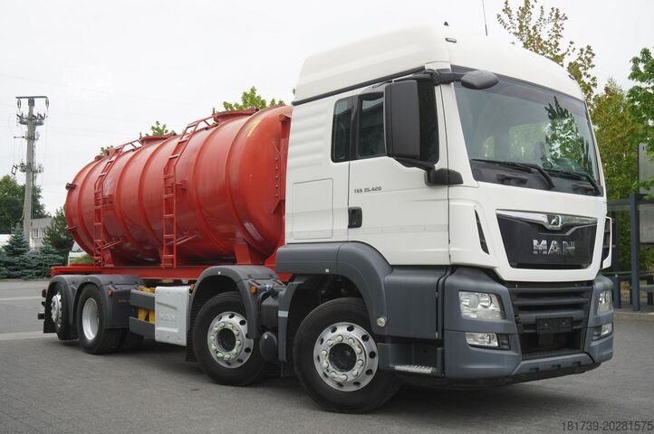 Güllefass MAN TGS 35.420 8×2 /NEW septic barrel 13000L