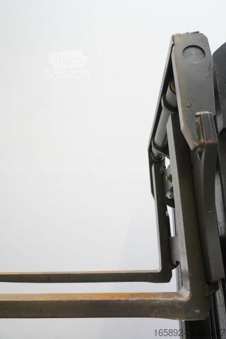 Chariot à mât rétractable Linde R 14 1120