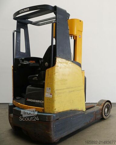 Chariot à mât rétractable Jungheinrich ETVC16