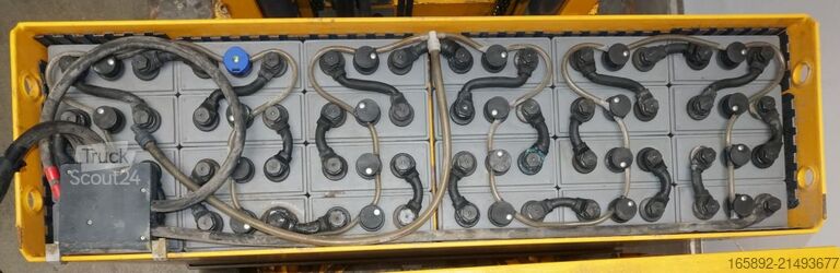 Chariot à mât rétractable Jungheinrich ETVC16