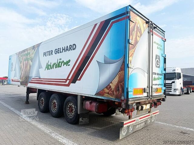 Chladírenská/mrazírenská přeprava Schmitz Refrigerated trailer / Kühlauflieger