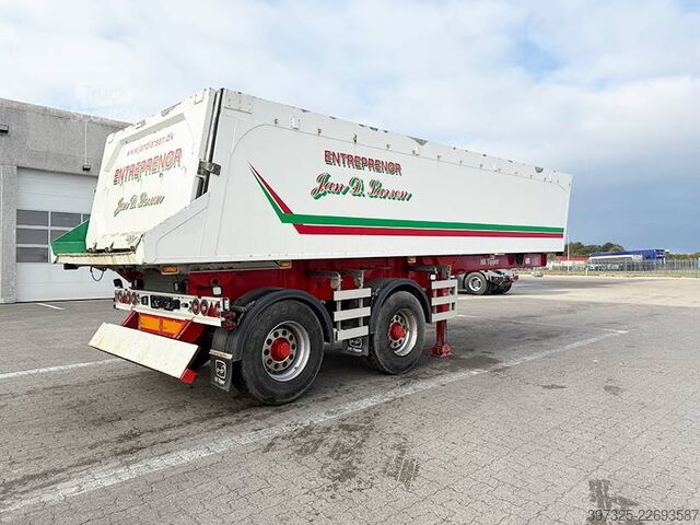 Sklápěč HK TIPPER 2 axle Tipper / 2 achse Alukastenmulde Kipper 26m3