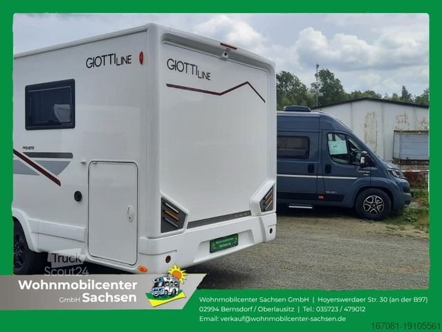 Semi-integrated camper GIOTTILINE Siena 390 Ford