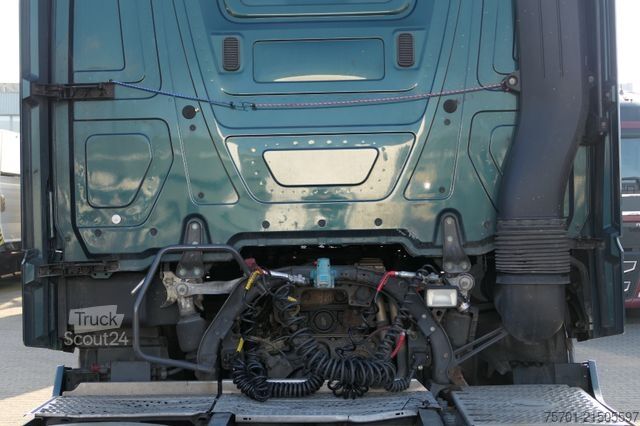 Tracteur routier standard MERCEDES-BENZ Actros 1851 Bigspace Retarder XL-Tank Blatt/Luft