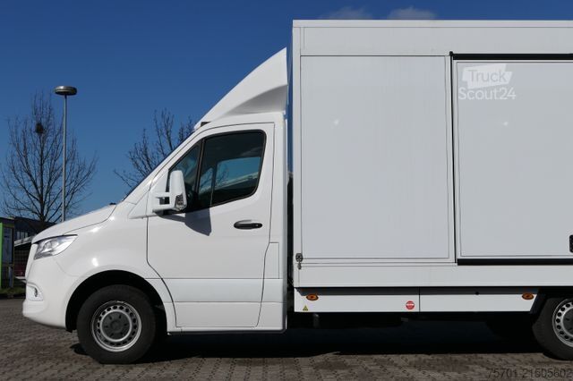 Car carrier van ALGEMA MB Autotransporter Moetefindt Funk Seilwinde