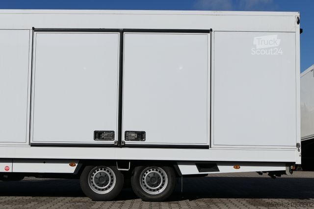 Car carrier van ALGEMA MB Autotransporter Moetefindt Funk Seilwinde