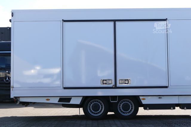 Car carrier van ALGEMA MB Autotransporter Moetefindt Funk Seilwinde