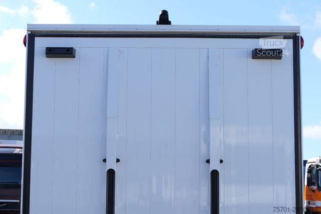 Car carrier van ALGEMA MB Autotransporter Moetefindt Funk Seilwinde