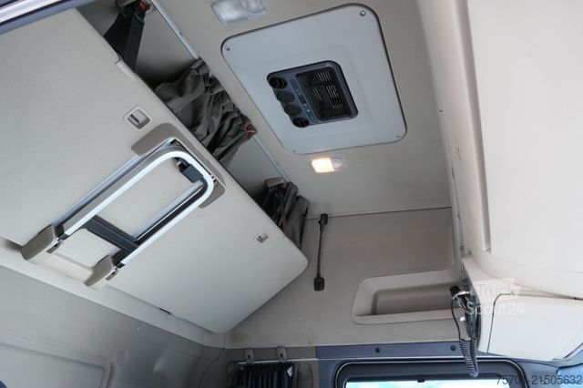 Car carrier truck SCANIA R450 TopLine Autotransp. Kässbohrer