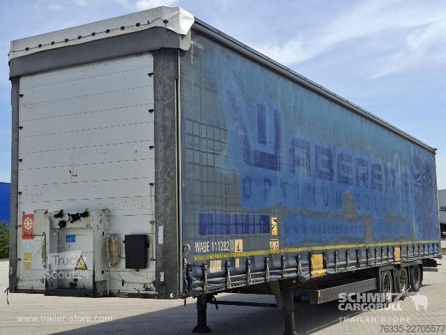 Odprta polprikolica s ponjavo Schmitz Cargobull Curtainsider Mega