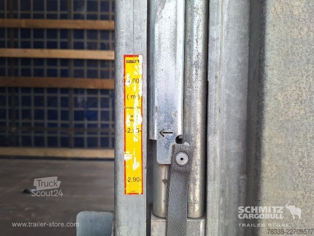 Odprta polprikolica s ponjavo Schmitz Cargobull Curtainsider Mega