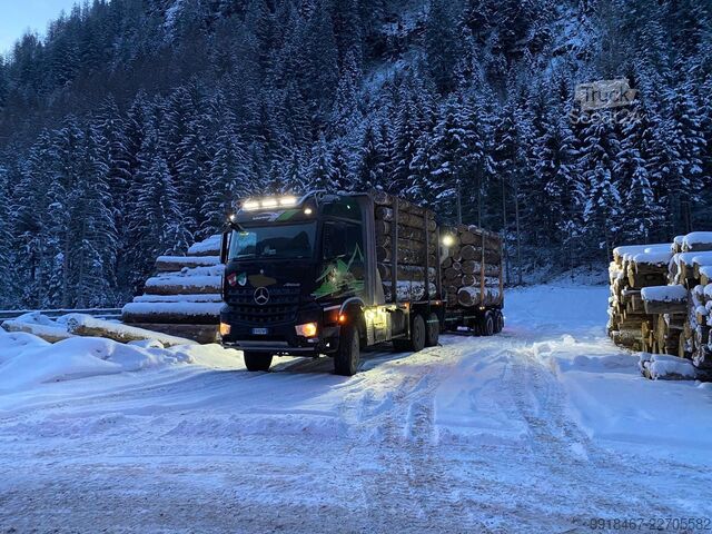 кран-манипулятор на шасси грузовика Mercedes-Benz arocs
