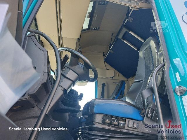 Стандартен влекач Volvo FH 540 6x2 XL TOP verstellbare SKP NAVI 2Tanks