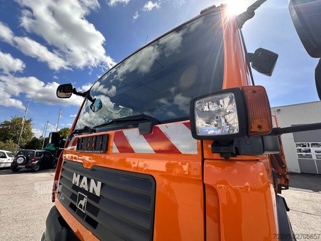 Коммерческий автомобиль MAN TGM  13.240 4x4BL Palfinger Kran 3 S Kipper Klima