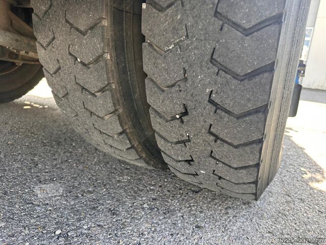 Коммерческий автомобиль MAN TGM  13.240 4x4BL Palfinger Kran 3 S Kipper Klima