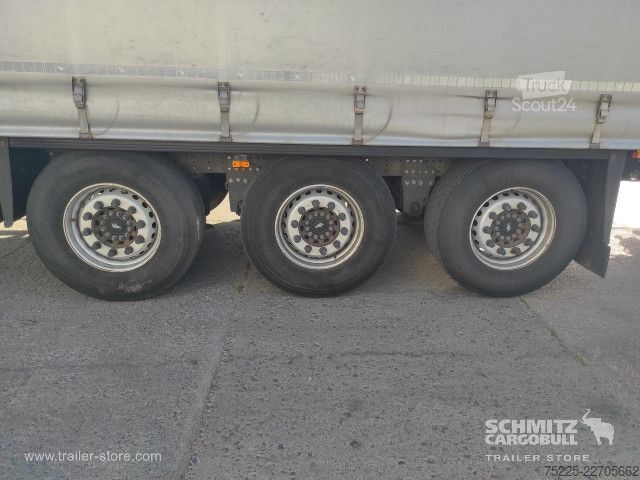 Öppen semitrailer med kapell Schmitz Cargobull Curtainsider Standard