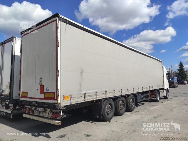Öppen semitrailer med kapell Schmitz Cargobull Curtainsider Standard