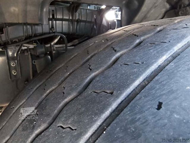 Стандартный седельный тягач SCANIA R 460*SPITZER SILO*WENIG KM*ACC*KOMPRESSOR*TOP