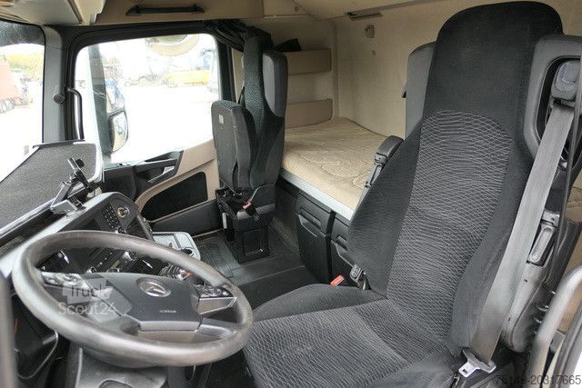 Volumen SZM MERCEDES-BENZ 1843 LSnRL Actros 4x2, Retarder, 2x Tank, Klima