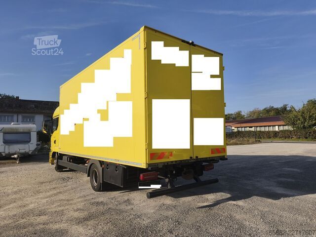 Koffer MAN TGL 8.220 4x2 Euro 6D Möbel Koffer AHK Portaltü...