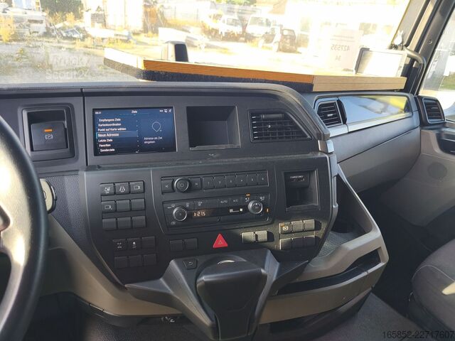 Koffer MAN TGL 8.220 4x2 Euro 6D Möbel Koffer AHK Portaltü...
