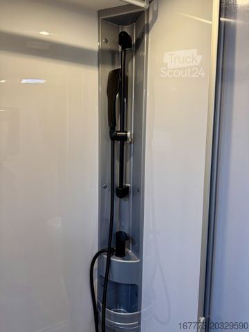 Półzintegrowany kamper Crosscamp EXPDN Teilintegriert T 7.4 E