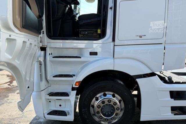 Standard SZM MERCEDES-BENZ Actros 1846 4x2 Hydraulik