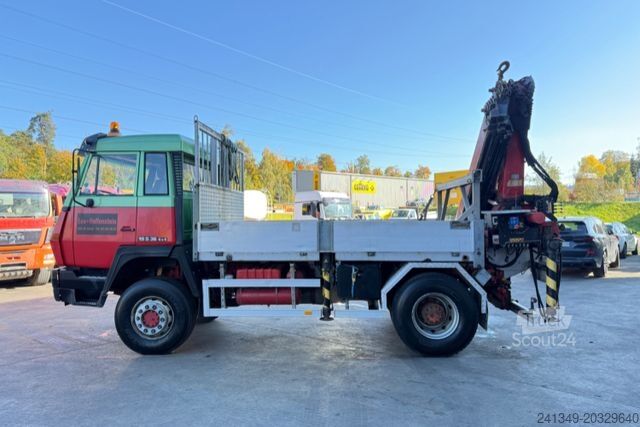 Grue montée sur camion STEYR 19S360 4x4 HMF2230-7