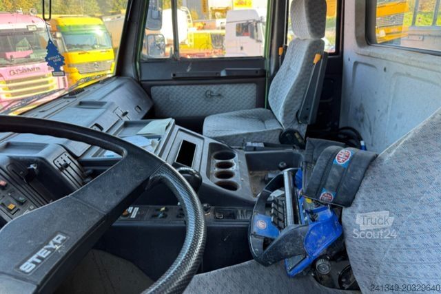 Grue montée sur camion STEYR 19S360 4x4 HMF2230-7