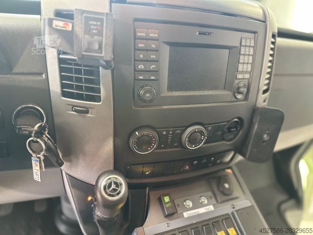 Gaisrinė mašina MERCEDES-BENZ Sprinter II 519 RTW*RETTUNGSFAHRZEUG*INTENSIVTRS