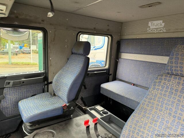 Benne fermée MAN LE 8.180 CLOSED BOX / KOFFER - DOKA - MANUAL GE...