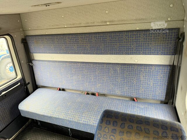 Benne fermée MAN LE 8.180 CLOSED BOX / KOFFER - DOKA - MANUAL GE...