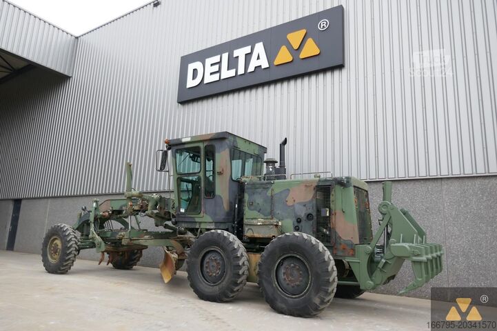Greyder Caterpillar 130G Ex-army