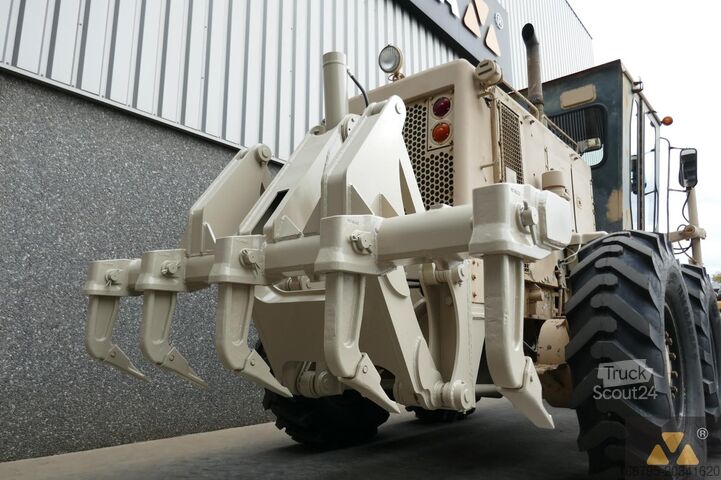 Greideris Caterpillar 130G Ex-army