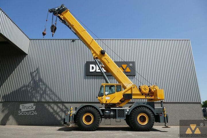 Engebeli arazi vinci Grove RT700E
