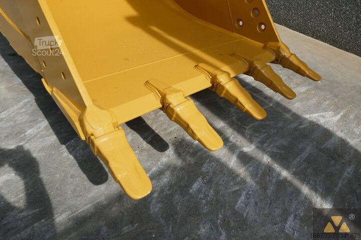 Excavateur sur chenilles Caterpillar 320