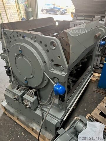 Baumaschinen & Nutzfahrzeuge Elisa Ramermann Baumaschinen & Nutzfahrzeuge Elisa Ramermann Baumaschinen & Nutzfahrzeuge Elisa Ramermann