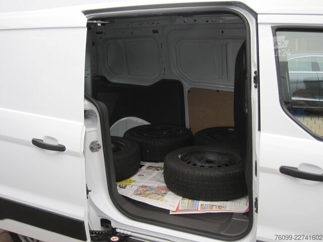 Uzun dingil mesafeli panelvan Ford Transit Connect 240 lang L2 Trend