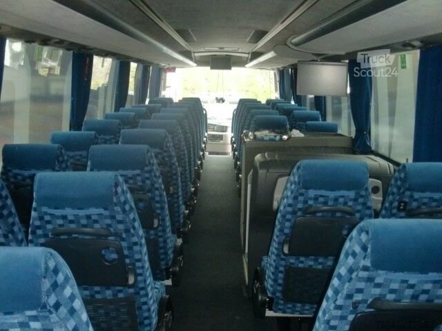 Autobus granturismo VDL Futura FHD2-129