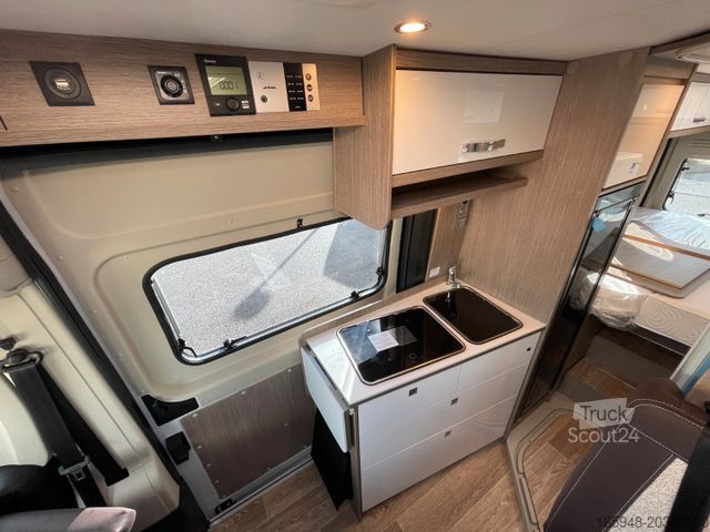 Camper van PÖSSL Roadcruiser | Klimaautom. | Standheizung | 16"