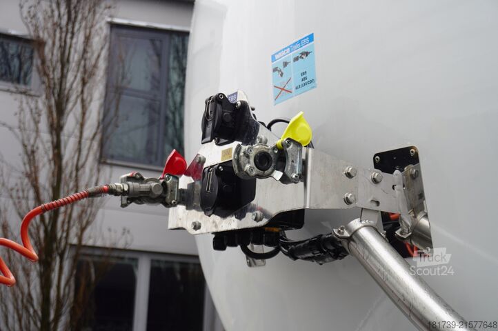 Semirimorchio per merci pericolose Lag O-3-ST L4BH bitumen semi-trailer / ADR