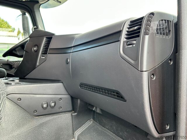 Sonstige MERCEDES-BENZ Arocs 1824 / 4x2 BB / Atlas 88.3 + Funk