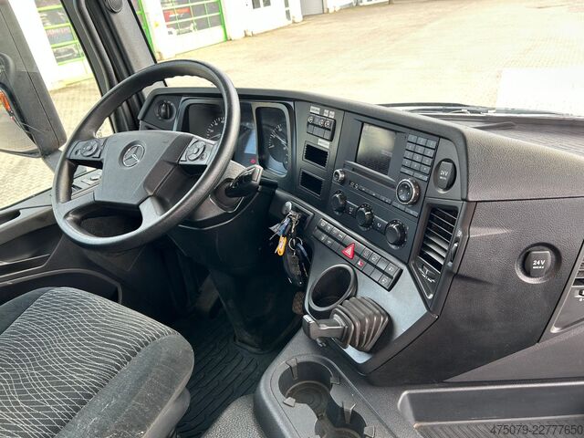 Sonstige MERCEDES-BENZ Arocs 1824 / 4x2 BB / Atlas 88.3 + Funk