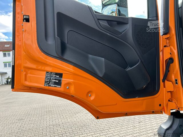 Sonstige MERCEDES-BENZ Arocs 1824 / 4x2 BB / Atlas 88.3 + Funk