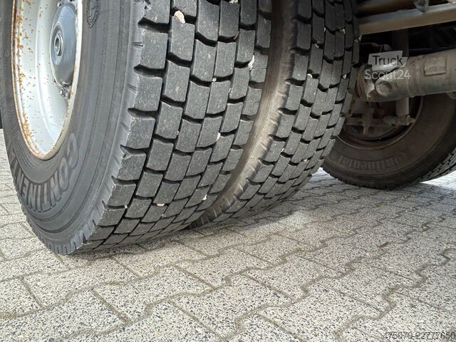 Sonstige MERCEDES-BENZ Arocs 1824 / 4x2 BB / Atlas 88.3 + Funk