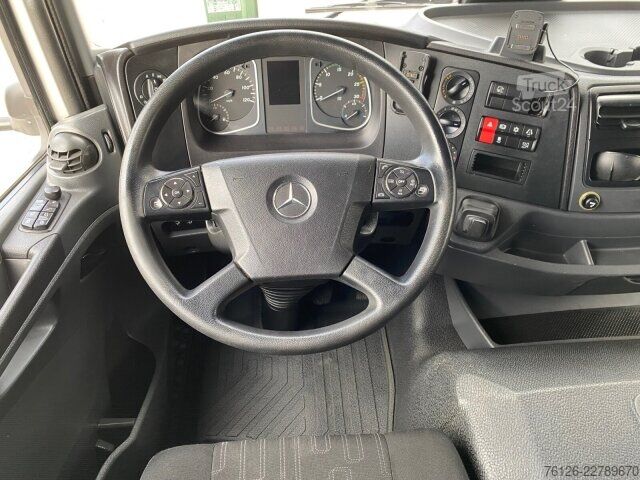 Камион-фургон Mercedes-Benz MB 1327L BigSpace/Sitz-Liege/LBW/Möbelkoffer