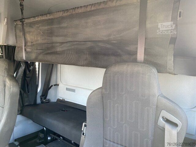 Камион-фургон Mercedes-Benz MB 1327L BigSpace/Sitz-Liege/LBW/Möbelkoffer