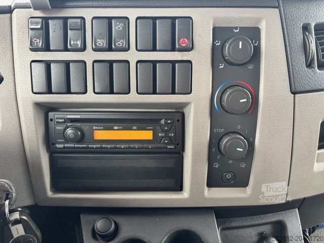 Вантажівка з відкритою платформою VOLVO FL240 Palfinger PK9002EH*2xAusschübe*6,2m*TOP